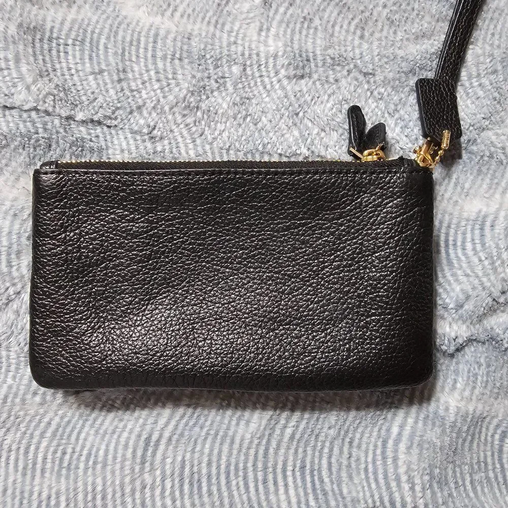 Coach triple small